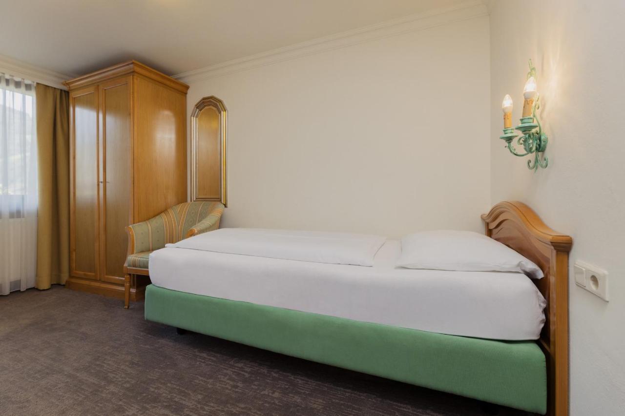 Hotel Tauernhof Kaprun Eksteriør bilde