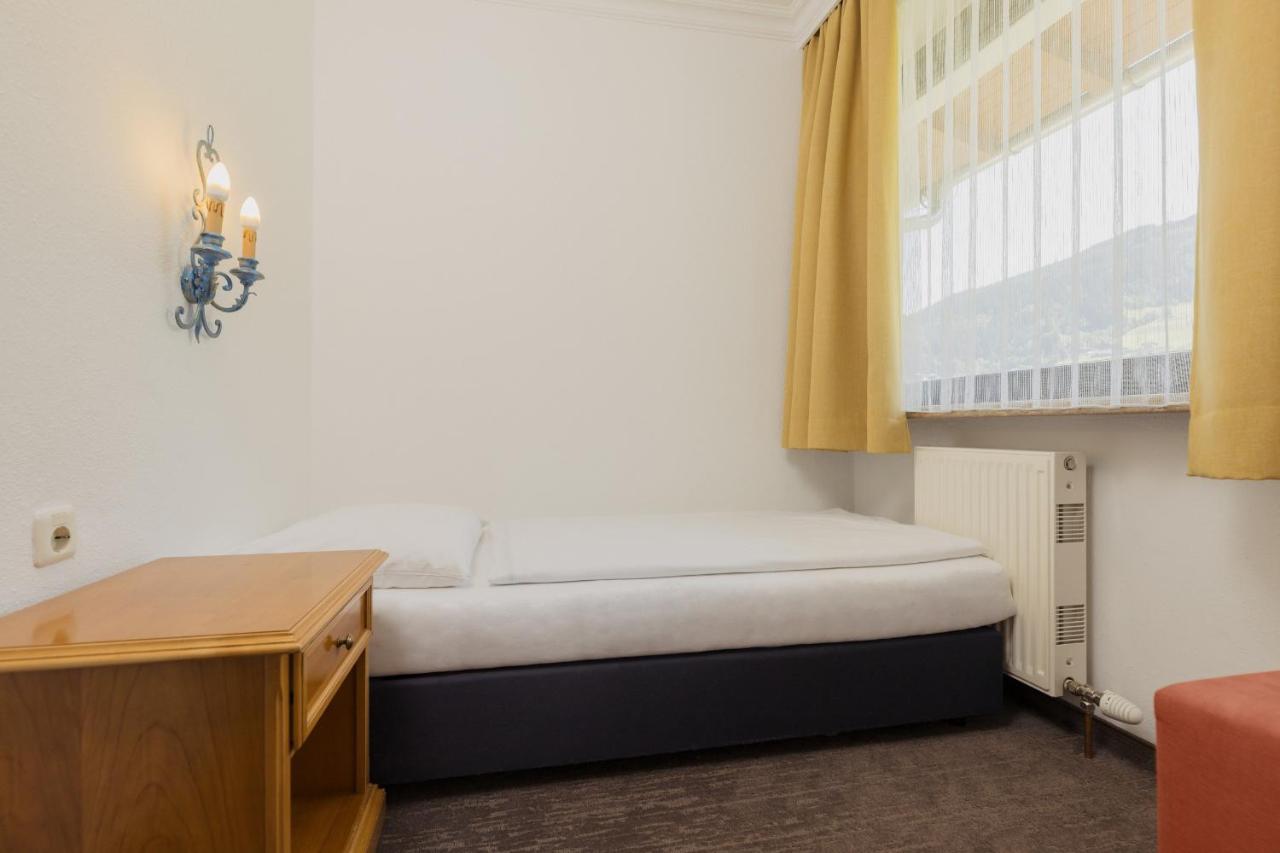 Hotel Tauernhof Kaprun Eksteriør bilde