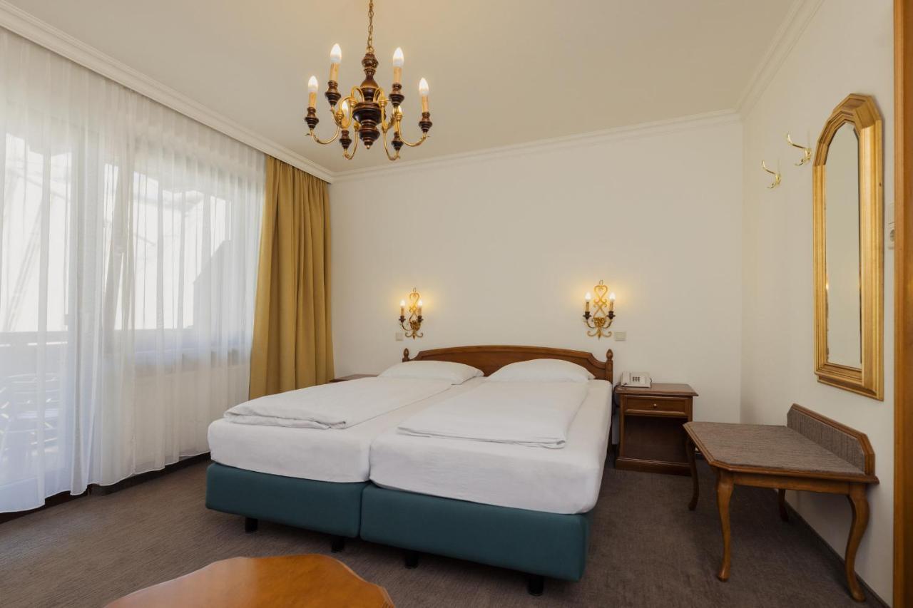 Hotel Tauernhof Kaprun Eksteriør bilde