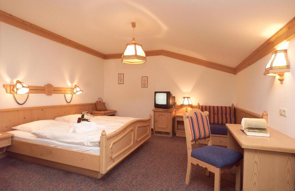 Hotel Tauernhof Kaprun Rom bilde
